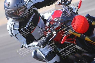 media/Sep-25-2023-Moto Forza (Mon) [[81ffa65e0a]]/B-C Group/Session 3 (Turn 16 Inside)/